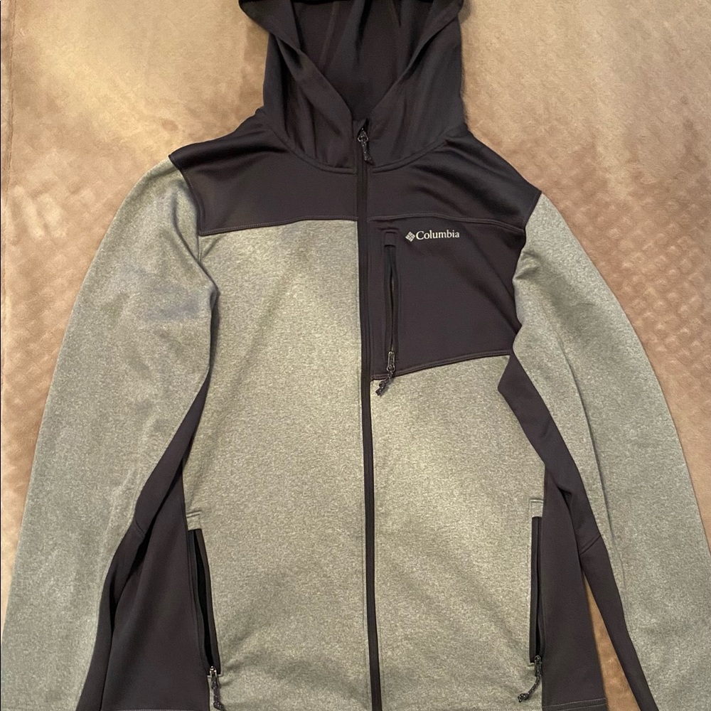 Columbia Zip-up hoodie